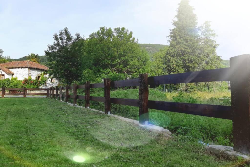 Villa La Granjita del río Nava de Ordunte Exterior foto